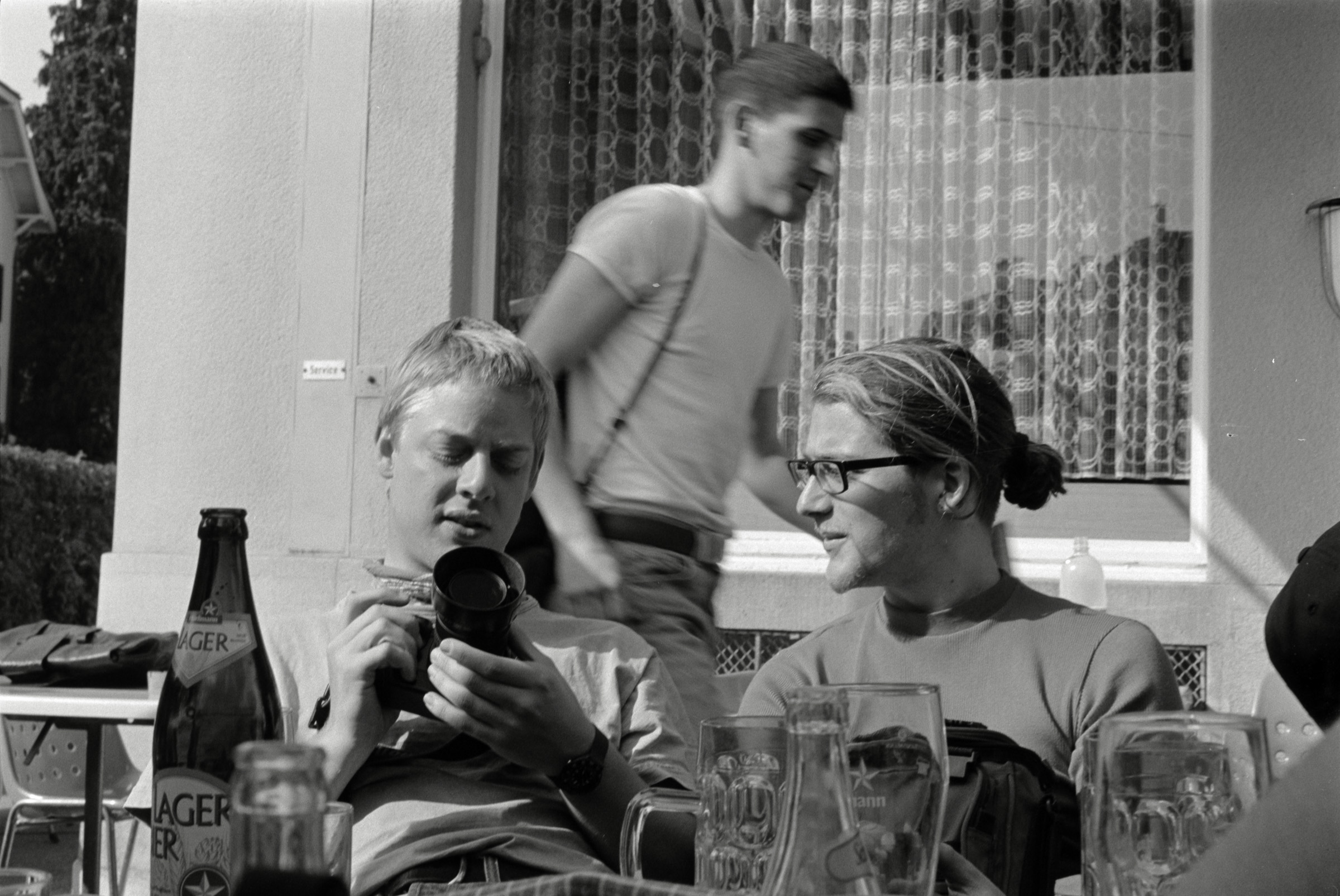 AHP F1993 04 002 sc240903 img30 NLP